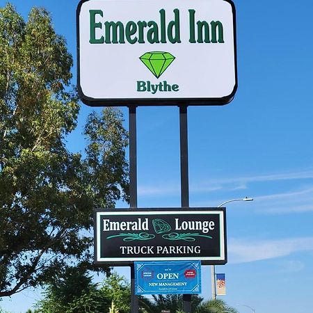 Emerald Inn & Lounge 布莱斯 外观 照片
